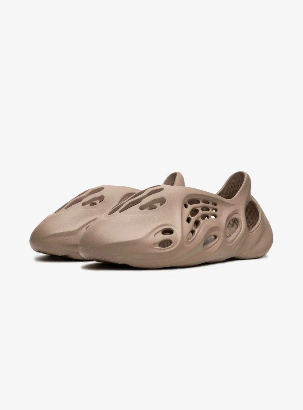 Adidas Yeezy Foam RNNR Clay Taupe - Image 2