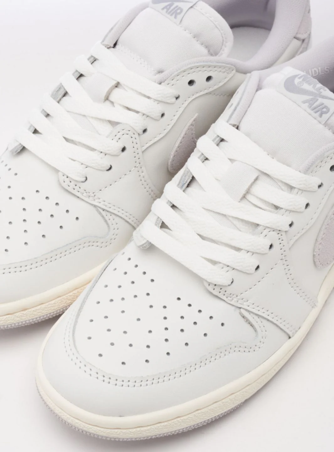 Air Jordan 1 Retro Low '85 Neutral Grey - Image 7