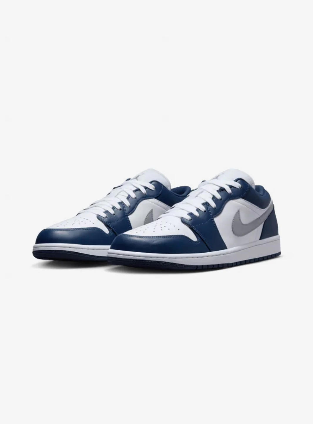 Air Jordan 1 Low Midnight Navy Wolf Grey - Image 2