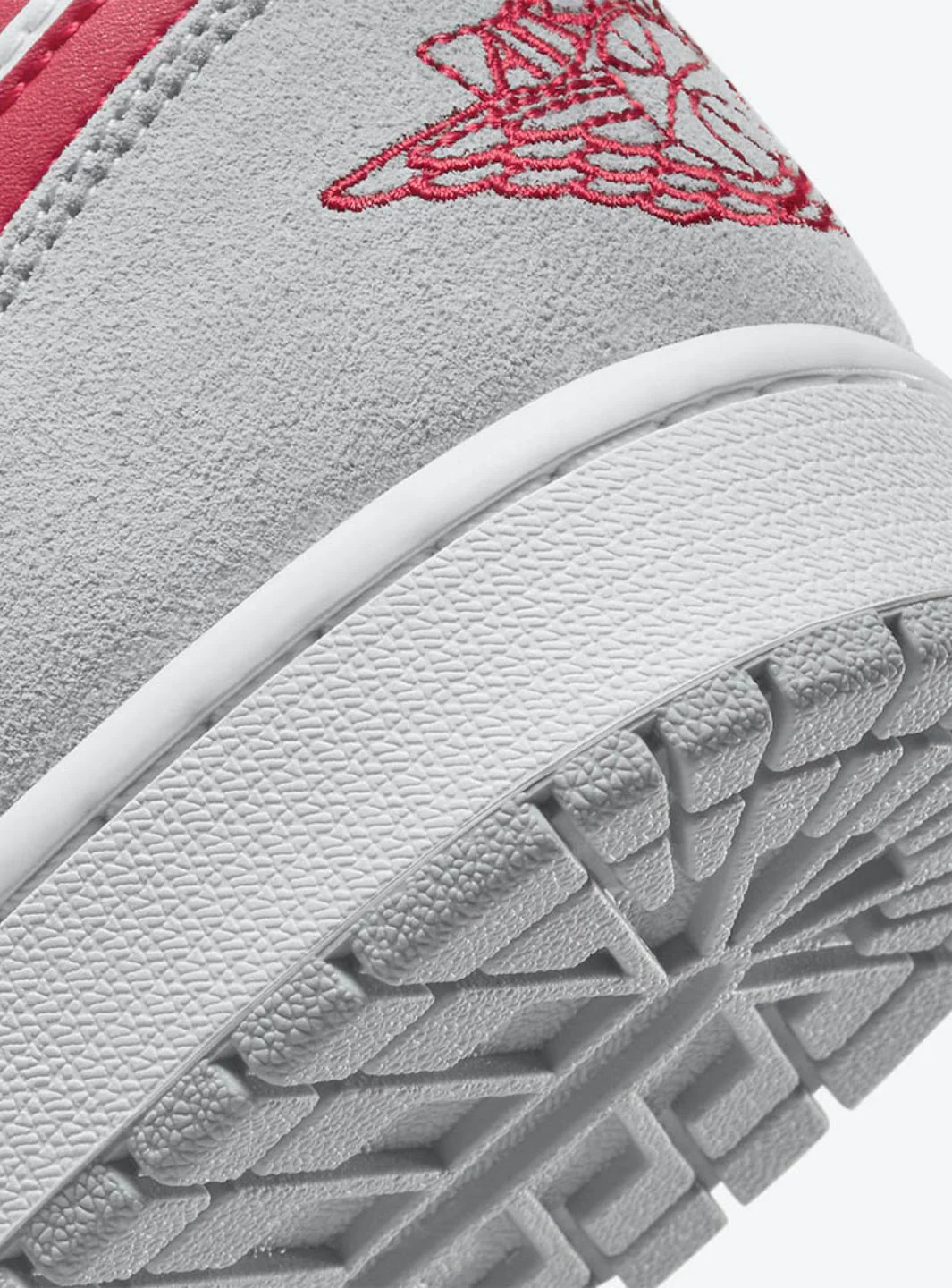 Air Jordan 1 Low SE Light Smoke Grey Gym Red - Image 5
