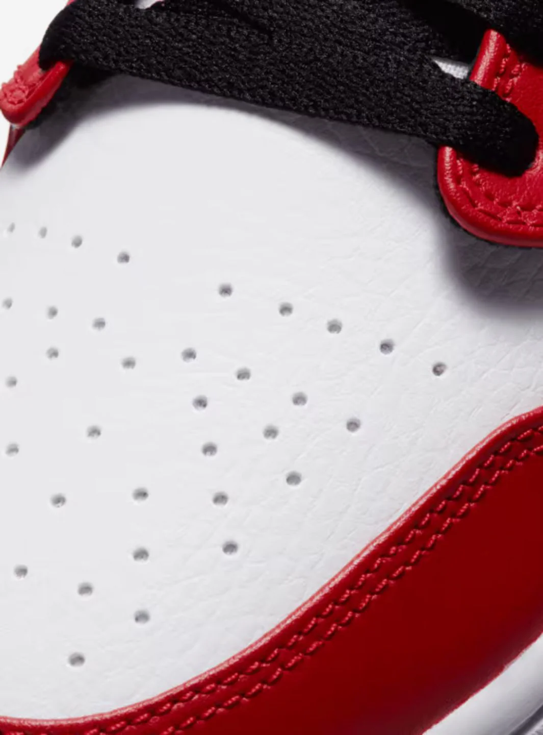 Air Jordan 1 Mid Chicago (2020) - Image 3