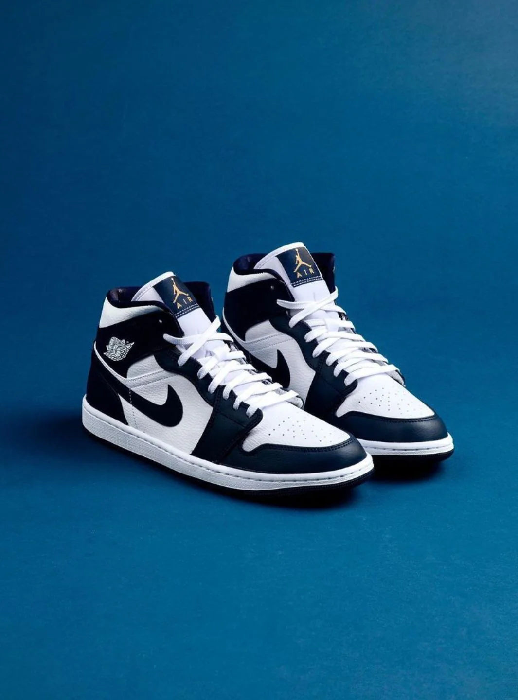 Air Jordan 1 Mid White Metallic Gold Obsidian - Image 6