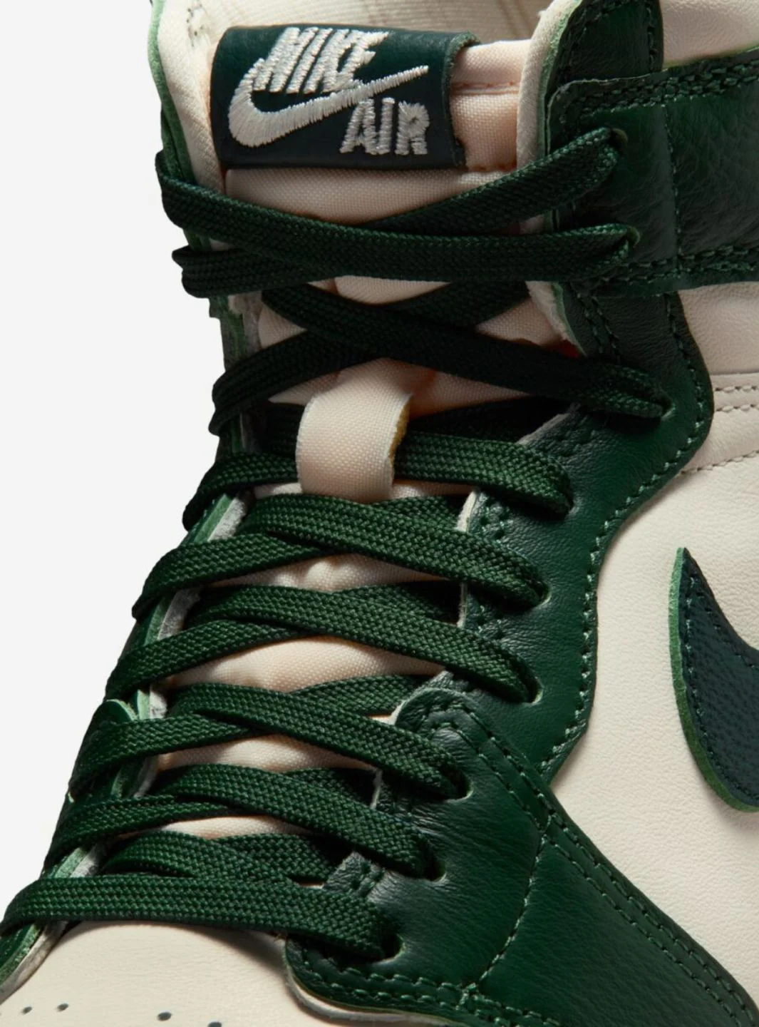 Air Jordan 1 Retro High Fir Pro Green - Image 3