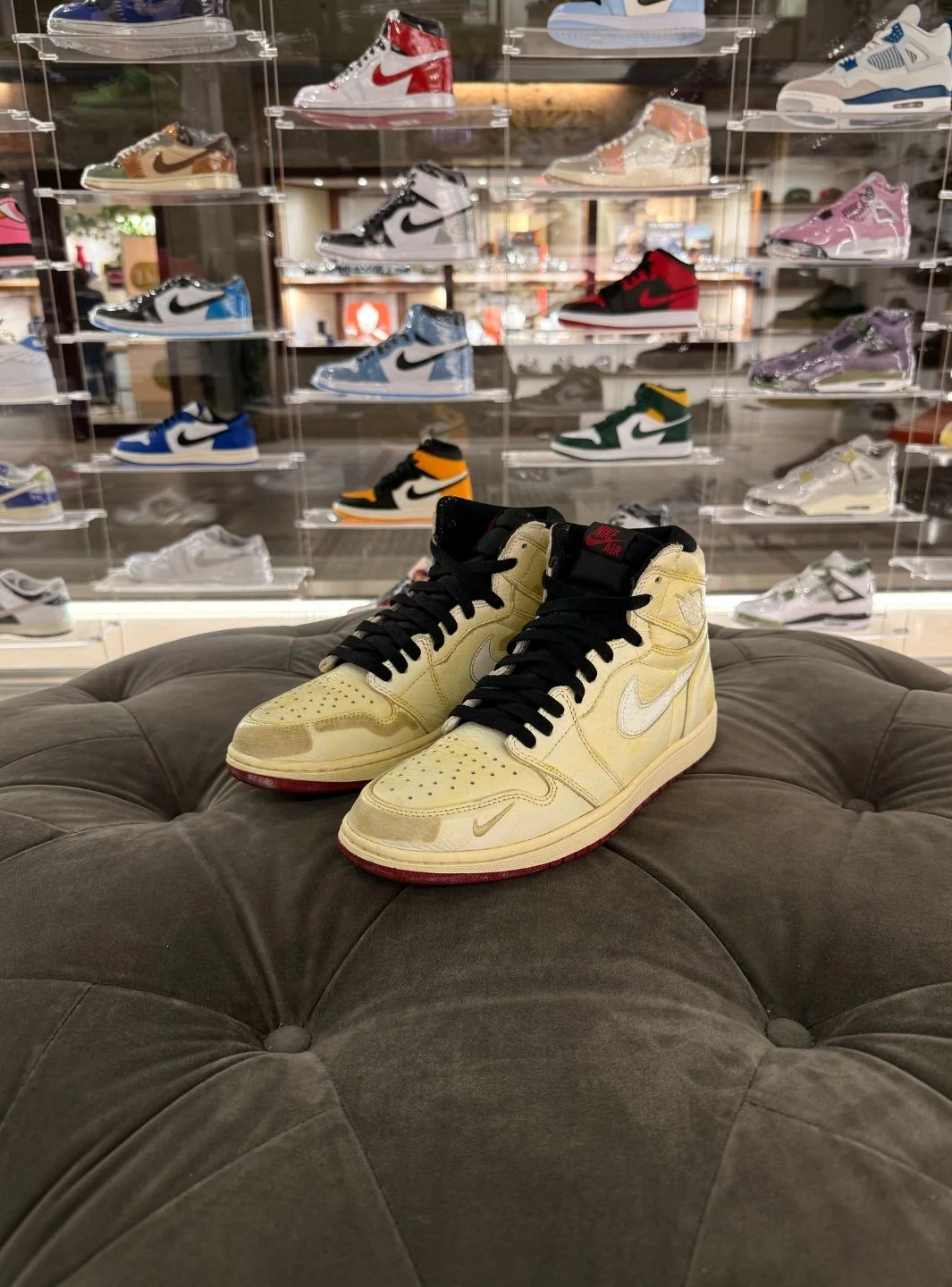 Air Jordan 1 Retro High Nigel Sylvester - Usato 9.5/10 - Image 3