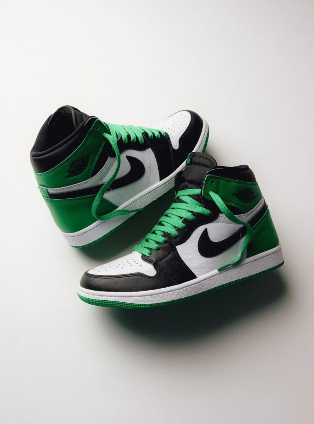 Air Jordan 1 Retro High OG Lucky Green - Image 9