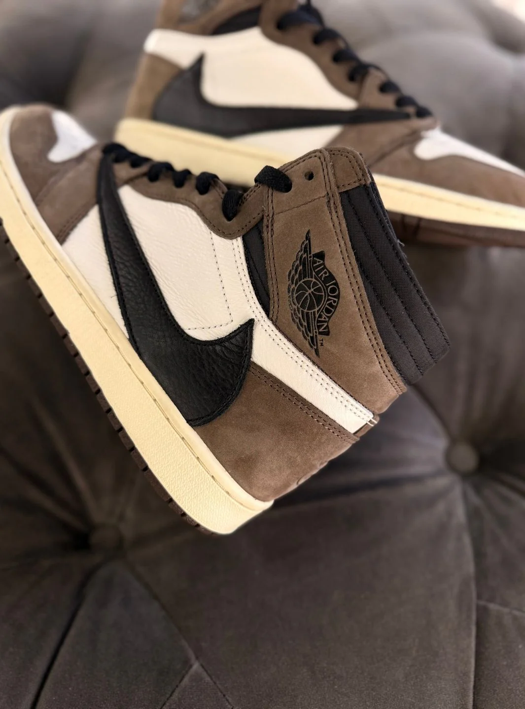 Air Jordan 1 Retro High OG SP Travis Scott Mocha - Usato 9.9/10 - Image 10