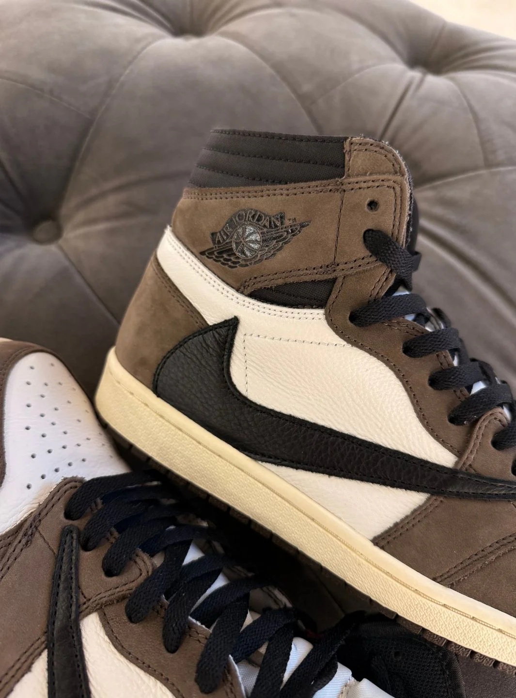 Air Jordan 1 Retro High OG SP Travis Scott Mocha - Usato 9.9/10 - Image 14