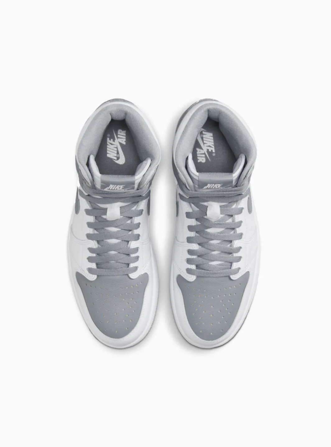 Air Jordan 1 Retro High OG Stealth - Image 4