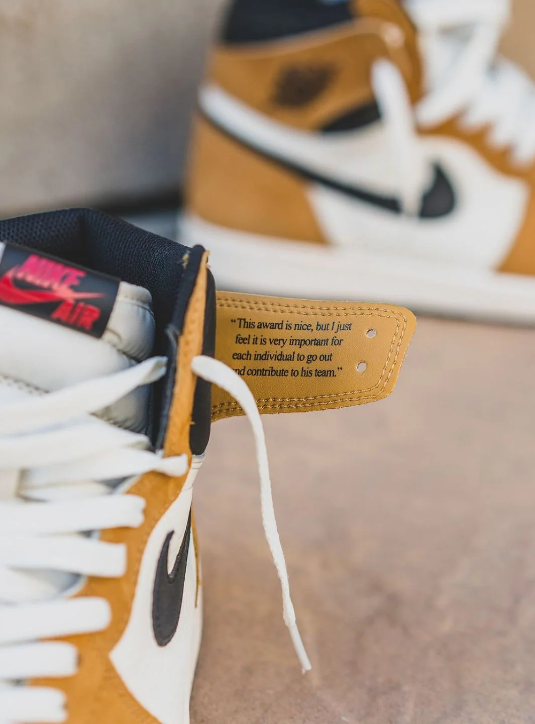 Air Jordan 1 Retro High Rookie of the Year - Image 7