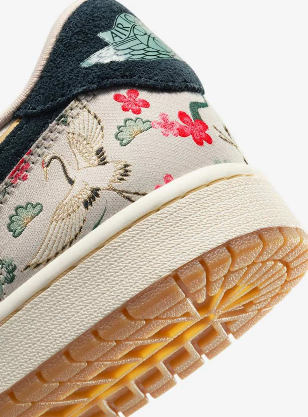 Air Jordan 1 Retro Low OG Rui Hachimura Oatmeal - Image 5