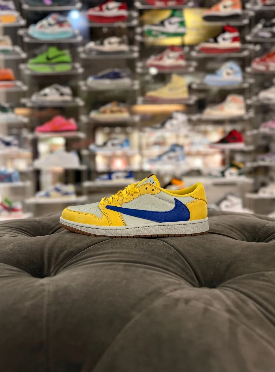 Air Jordan 1 Retro Low OG SP Travis Scott Canary - Usato 10/10