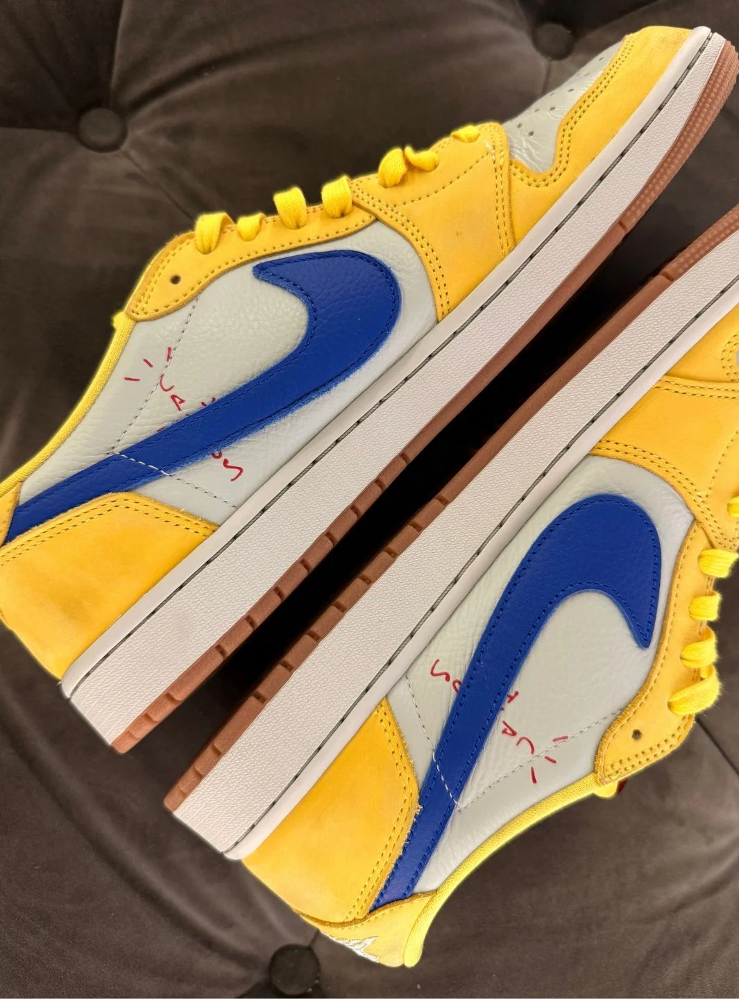 Air Jordan 1 Retro Low OG SP Travis Scott Canary - Usato 9.5/10 - Image 11