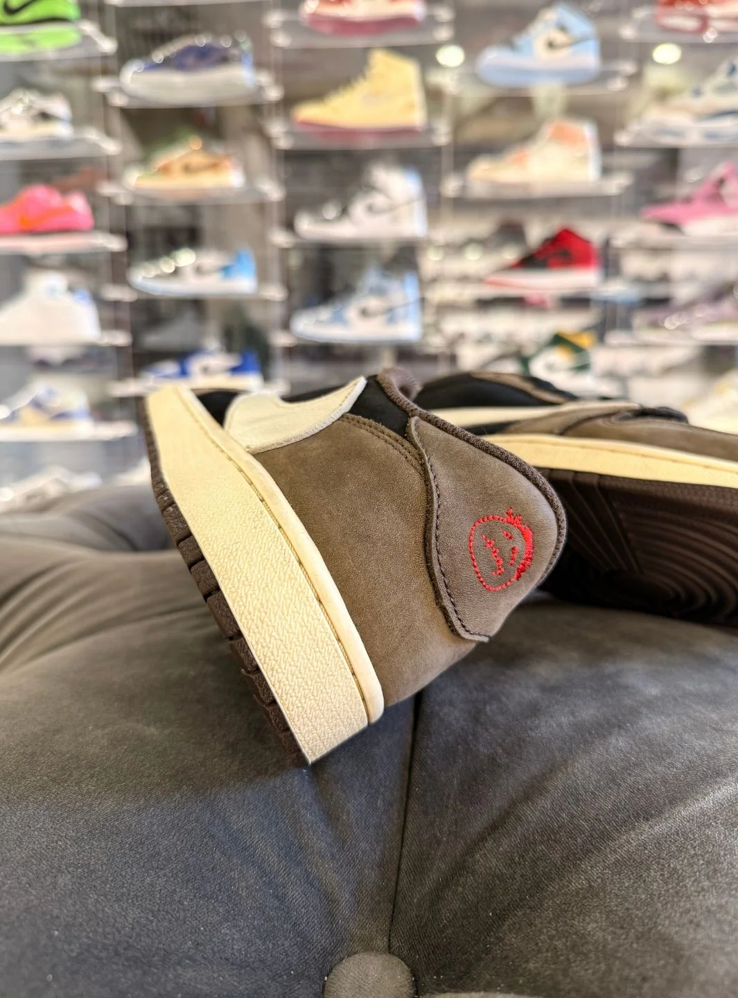 Air Jordan 1 Retro Low OG SP Travis Scott Mocha - Usato 9/10 - Image 10