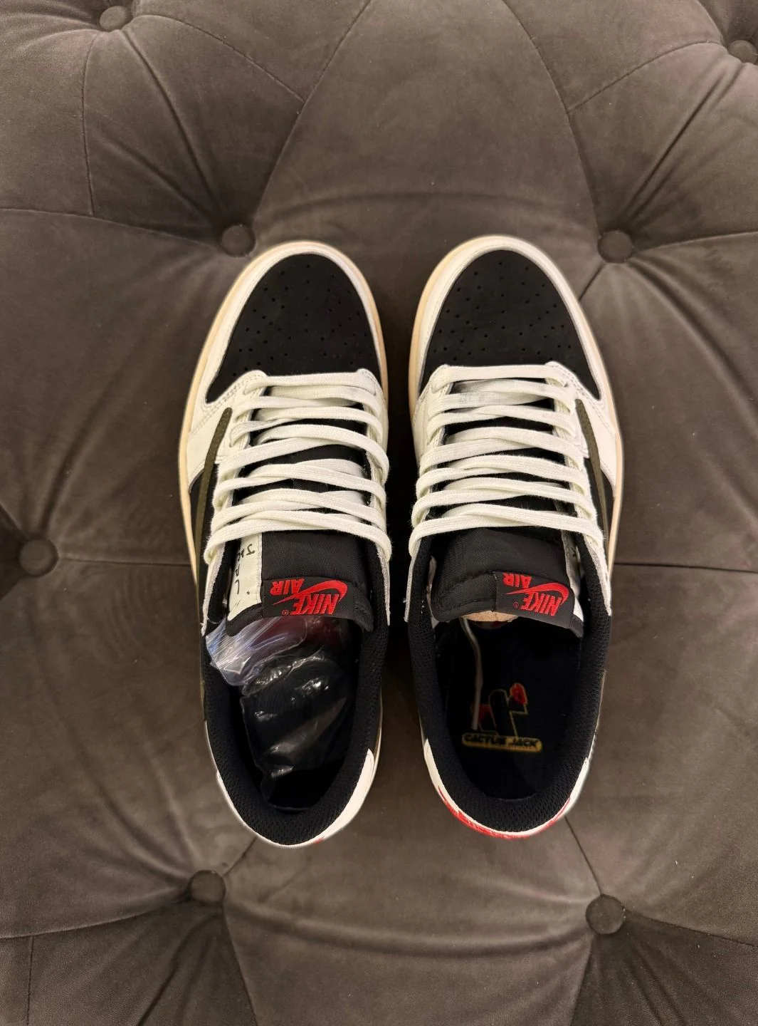 Air Jordan 1 Retro Low OG SP Travis Scott Olive - Usato 9.9/10 - Image 6