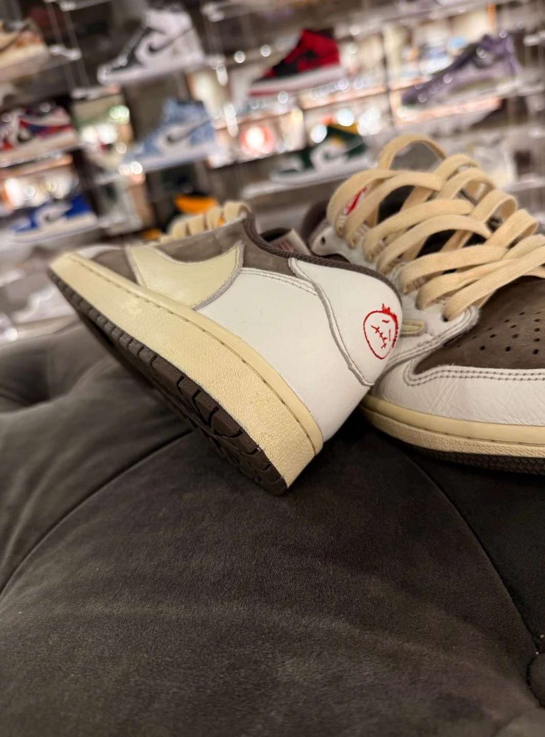 Air Jordan 1 Retro Low OG SP Travis Scott Reverse Mocha - Usato 9/10 - Image 10
