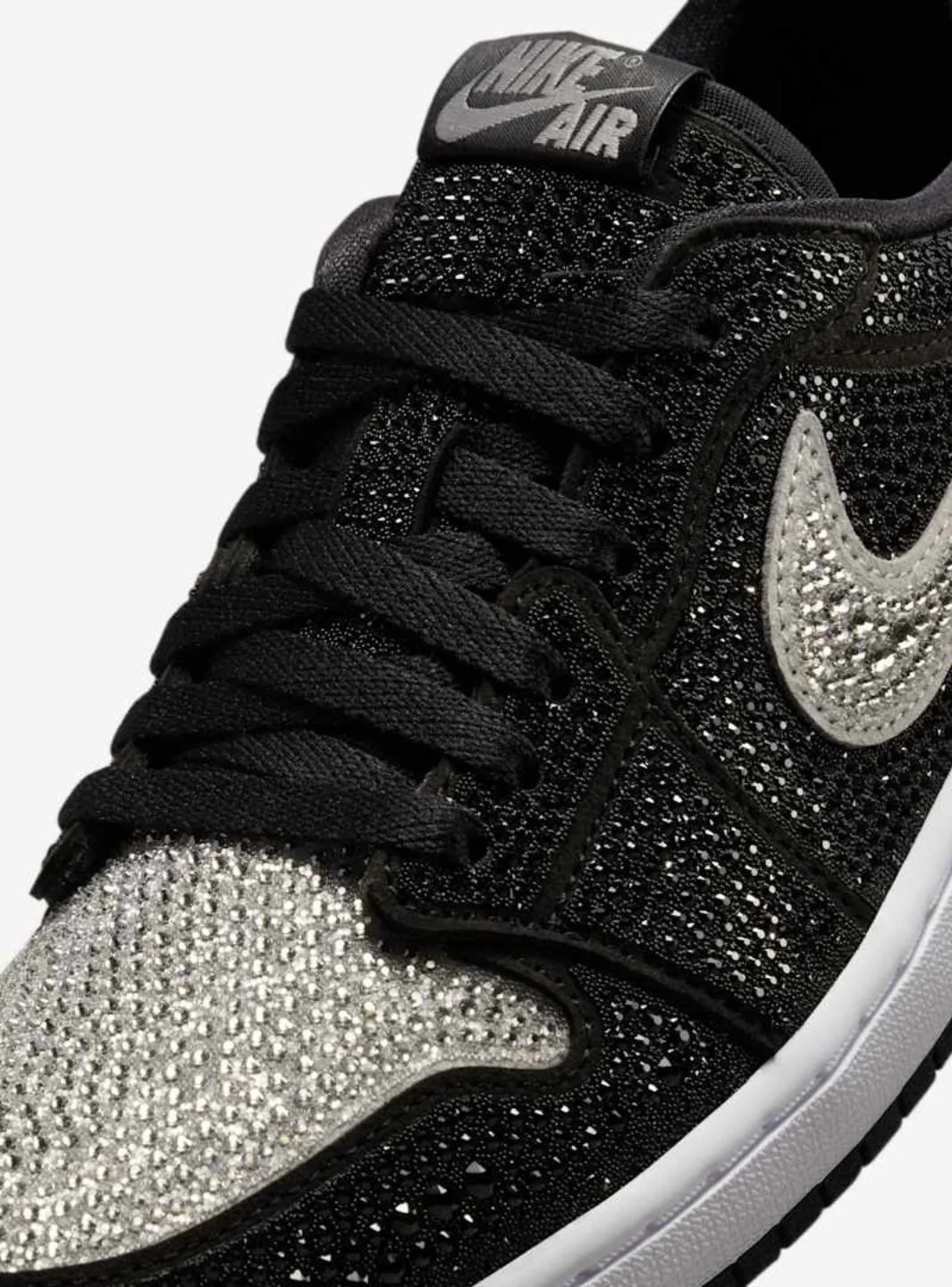 Air Jordan 1 Retro Low OG Swarovski Stealth (W) - Image 3