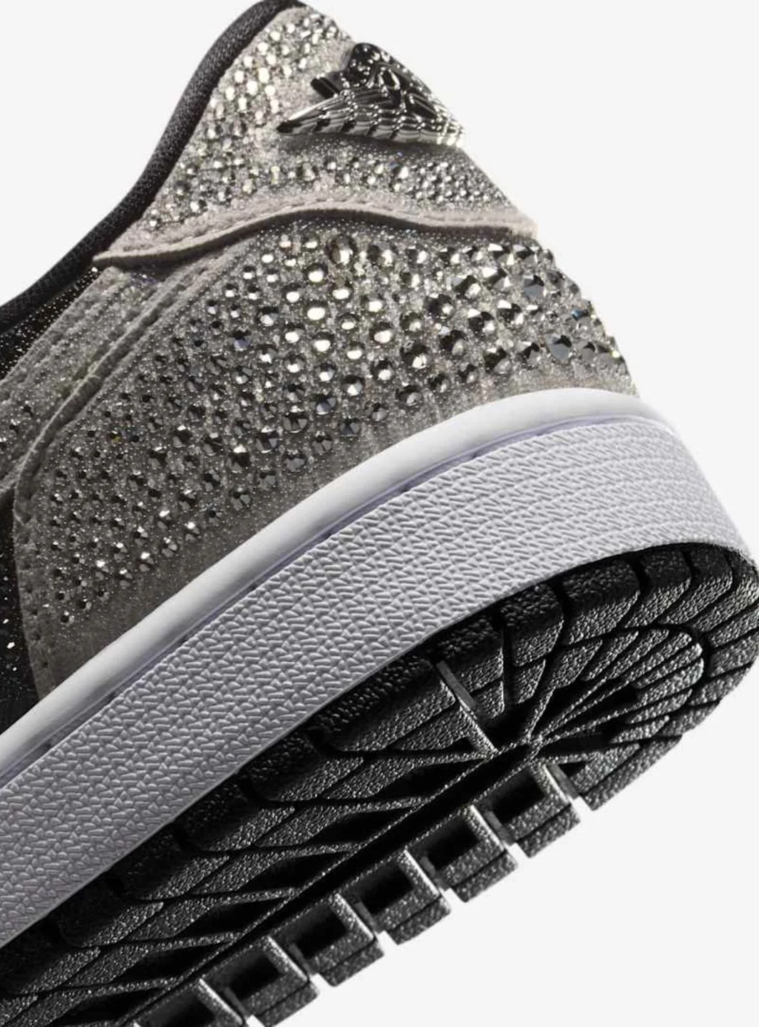 Air Jordan 1 Retro Low OG Swarovski Stealth (W) - Image 5