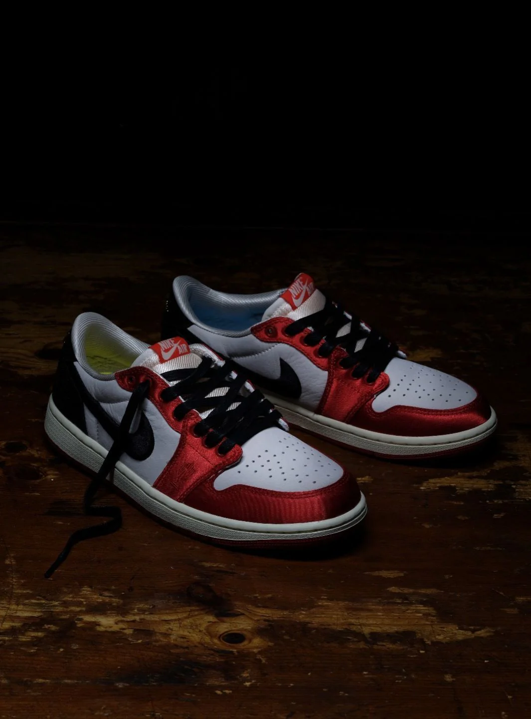 Air Jordan 1 Retro Low OG Trophy Room Away - Image 11