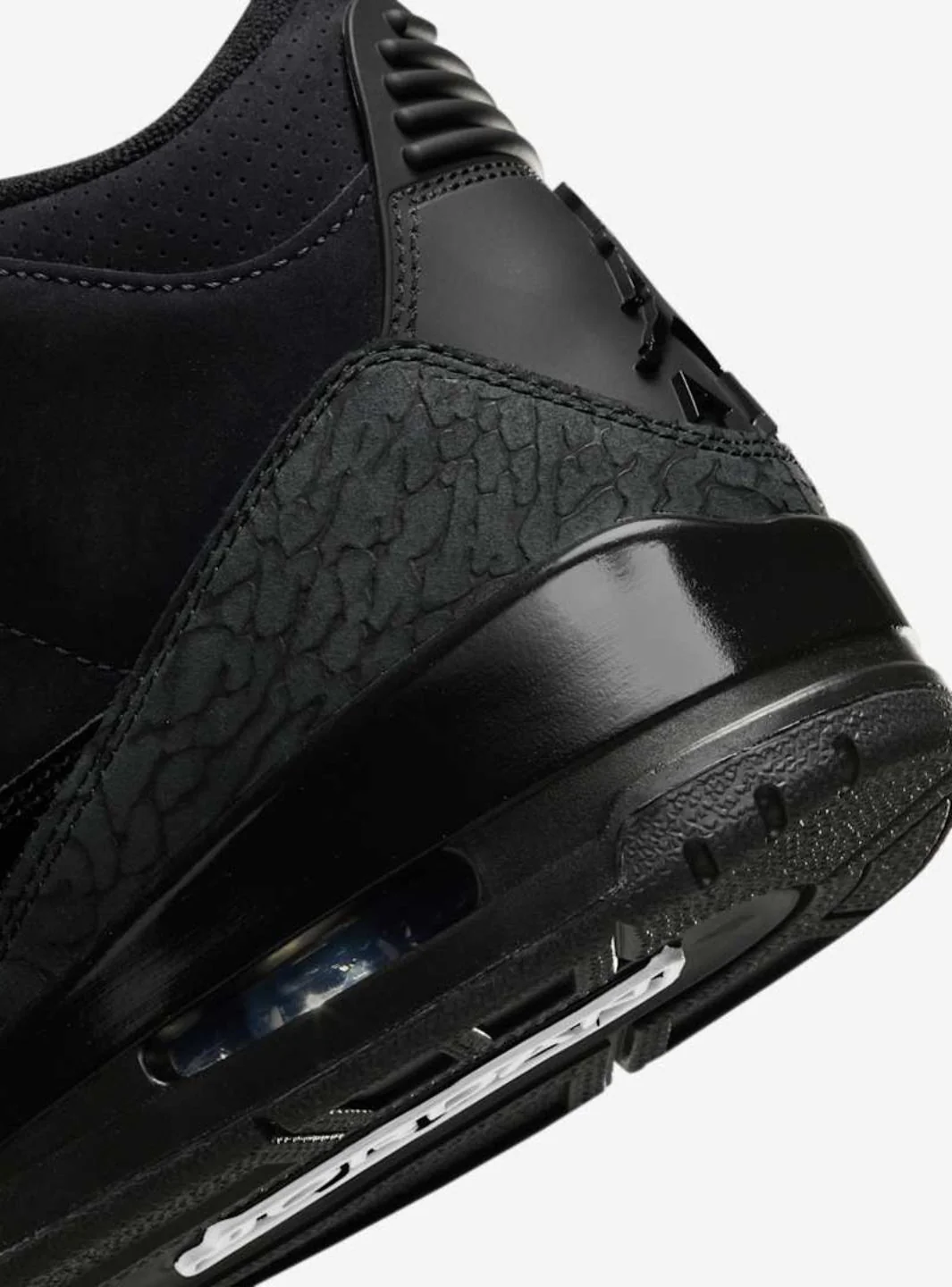 Air Jordan 3 Retro Black Cat (2025) - Image 5