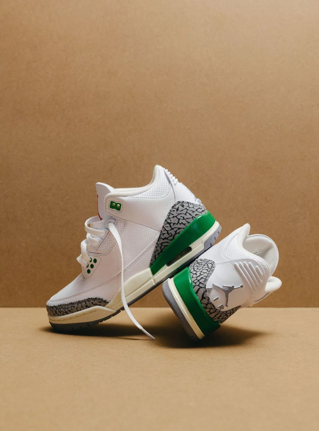Air Jordan 3 Retro Lucky Green - Image 6