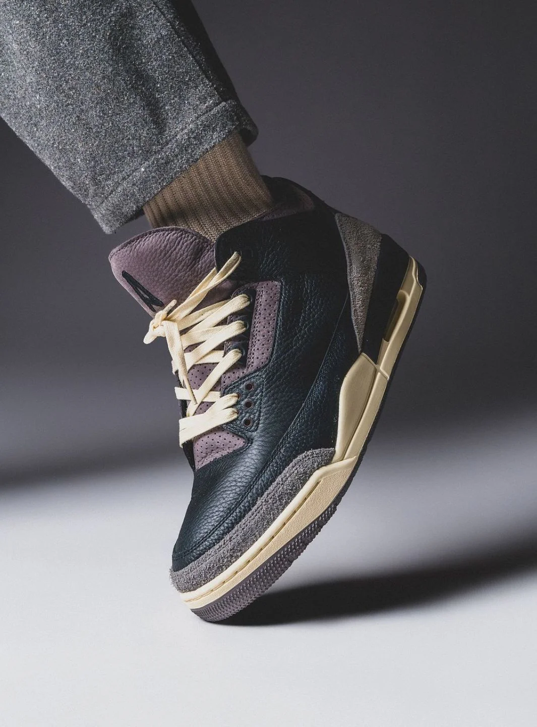 Air Jordan 3 Retro OG SP A Ma Maniére Black Violet Ore - Image 12