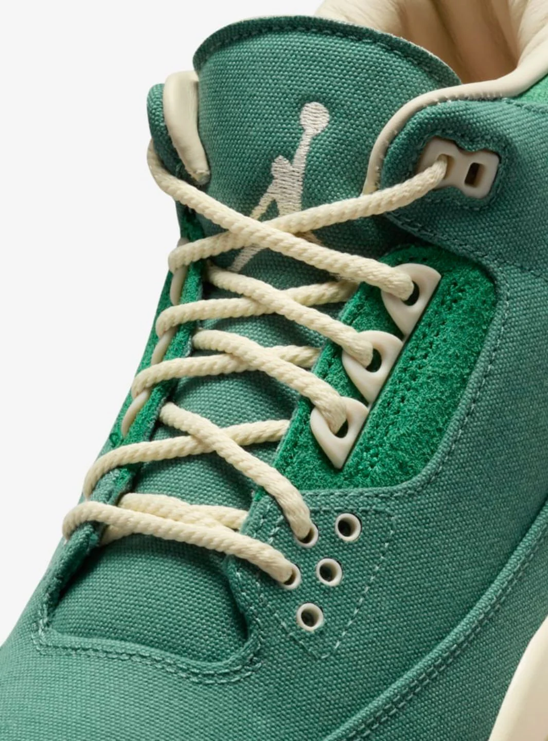 Air Jordan 3 Retro SP Nina Chanel Abney Bicoastal - Image 3