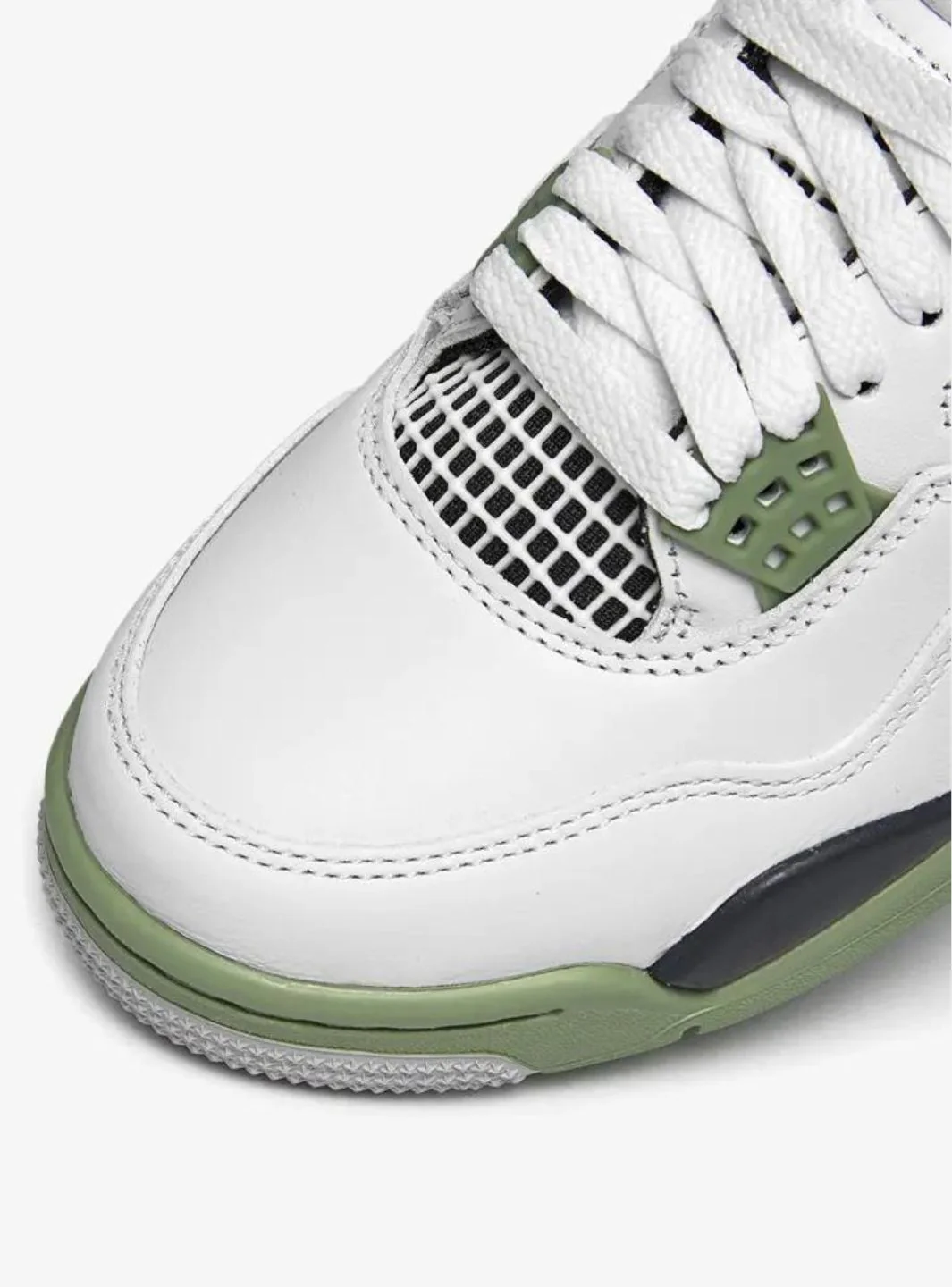 Air Jordan 4 Seafoam - Image 6