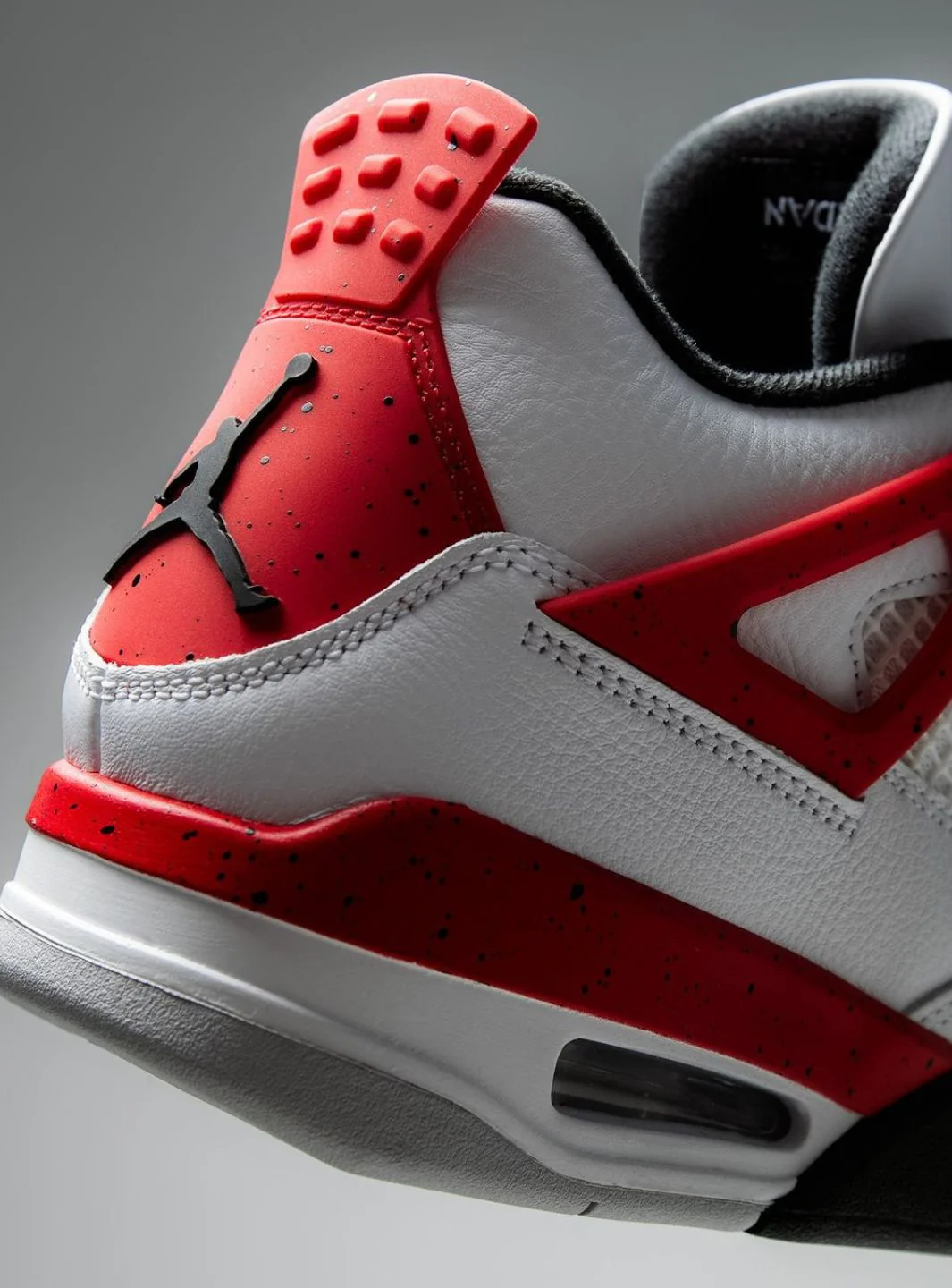Air Jordan 4 Red Cement - Image 9