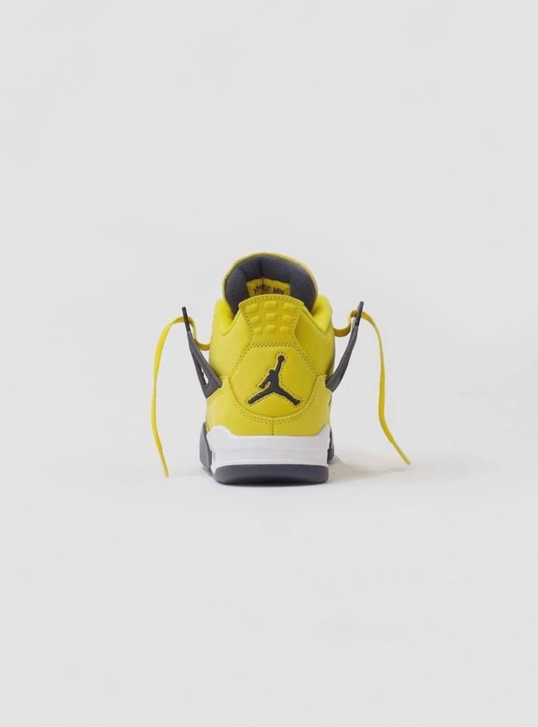 Air Jordan 4 Retro Lightning (2021) - Image 7