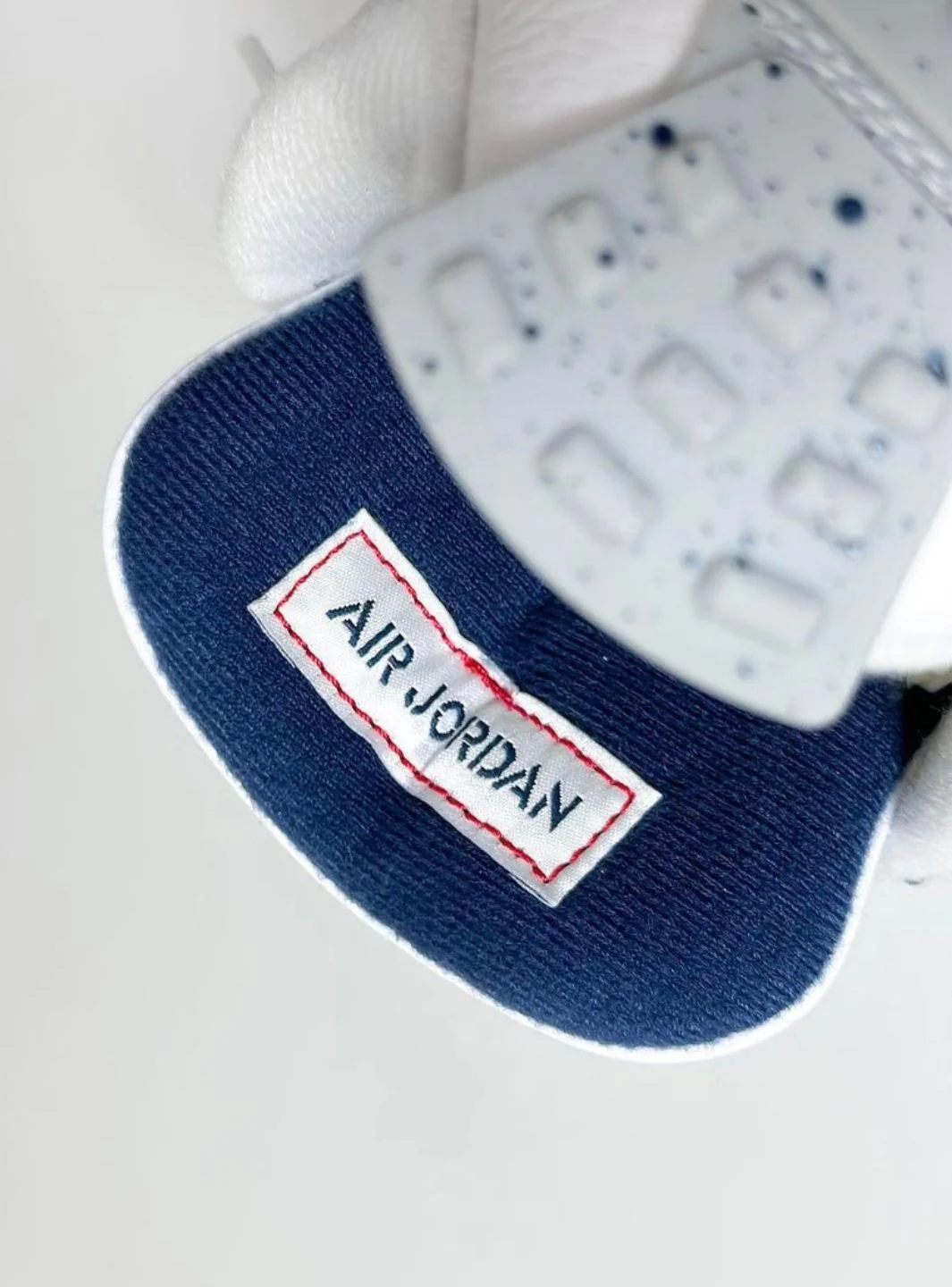 Air Jordan 4 Midnight Navy - Image 9