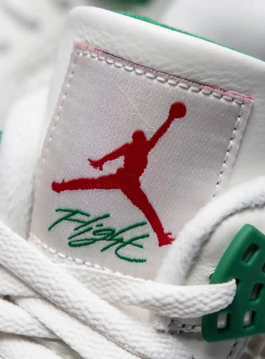 Air Jordan 4 Retro SB Pine Green - Image 13
