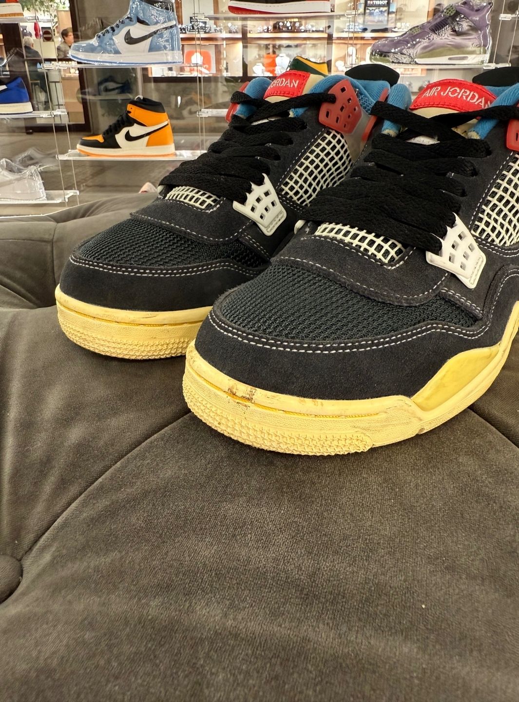 Air Jordan 4 Retro Union Off Noir - Usato 9/10 - Image 10