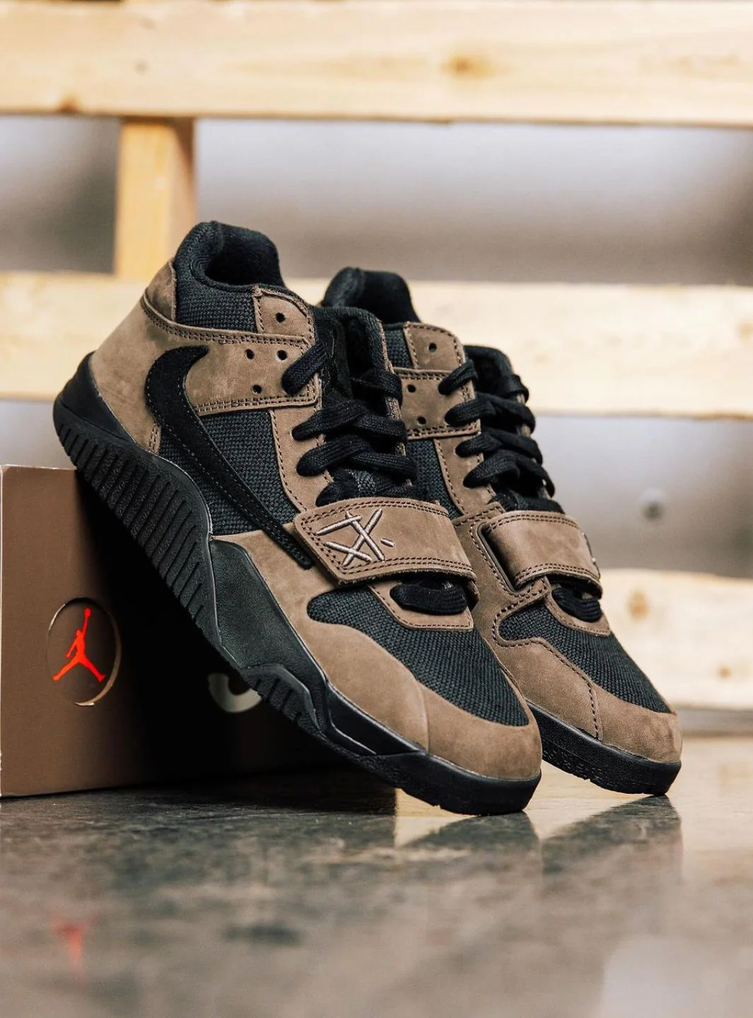 Air Jordan Jumpman Jack TR Travis Scott Dark Mocha - Image 13