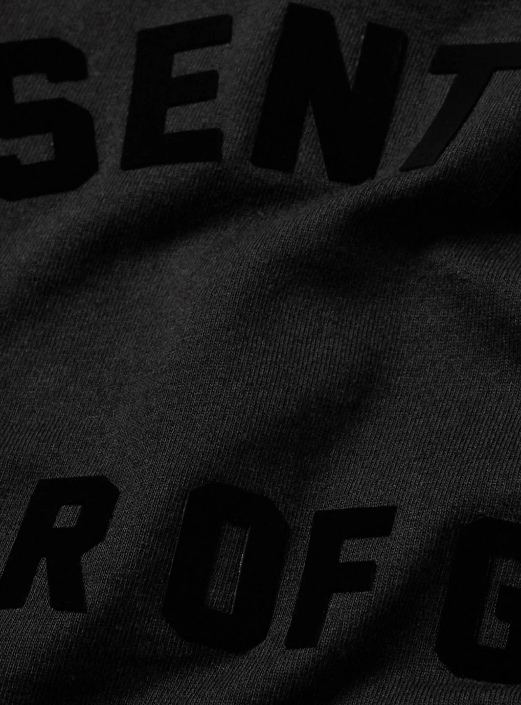 Fear of God Essentials Arch Logo T-Shirt Jet Black - Image 2