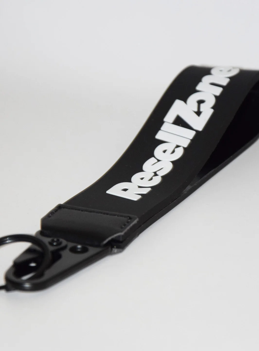 ResellZone FlexTag Keychain Black - Image 3