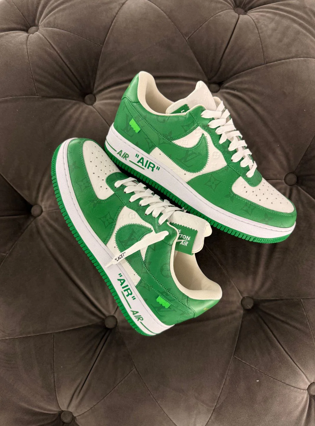 Louis Vuitton Nike Air Force 1 Low By Virgil Abloh White Green - Usato 9.9/10 - Image 2
