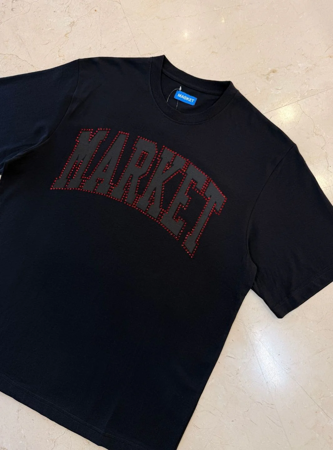 Market Studios T-Shirt Black Strass - Image 3