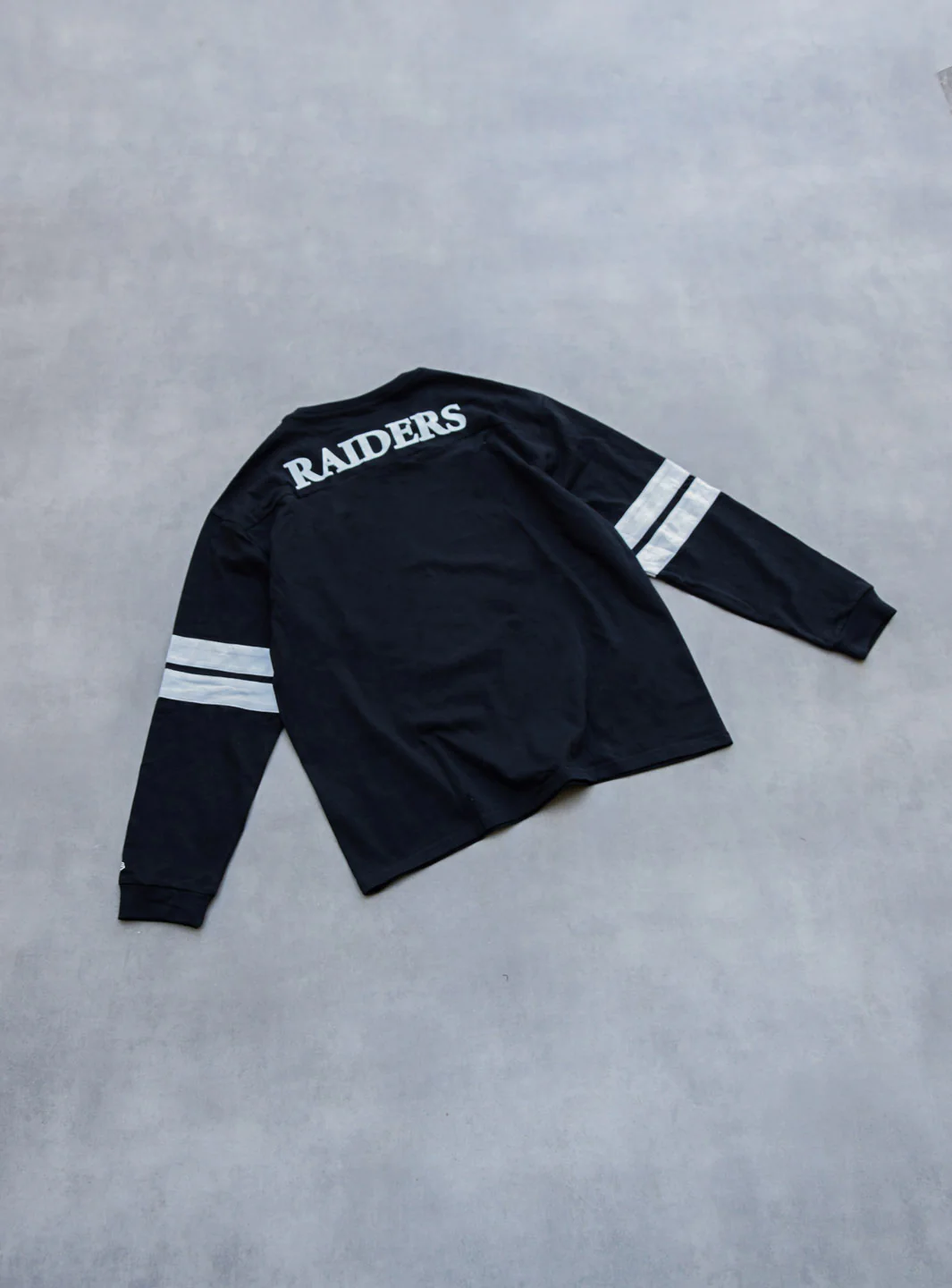 New Era Las Vegas Raiders NFL Black Long Sleeve - Image 5