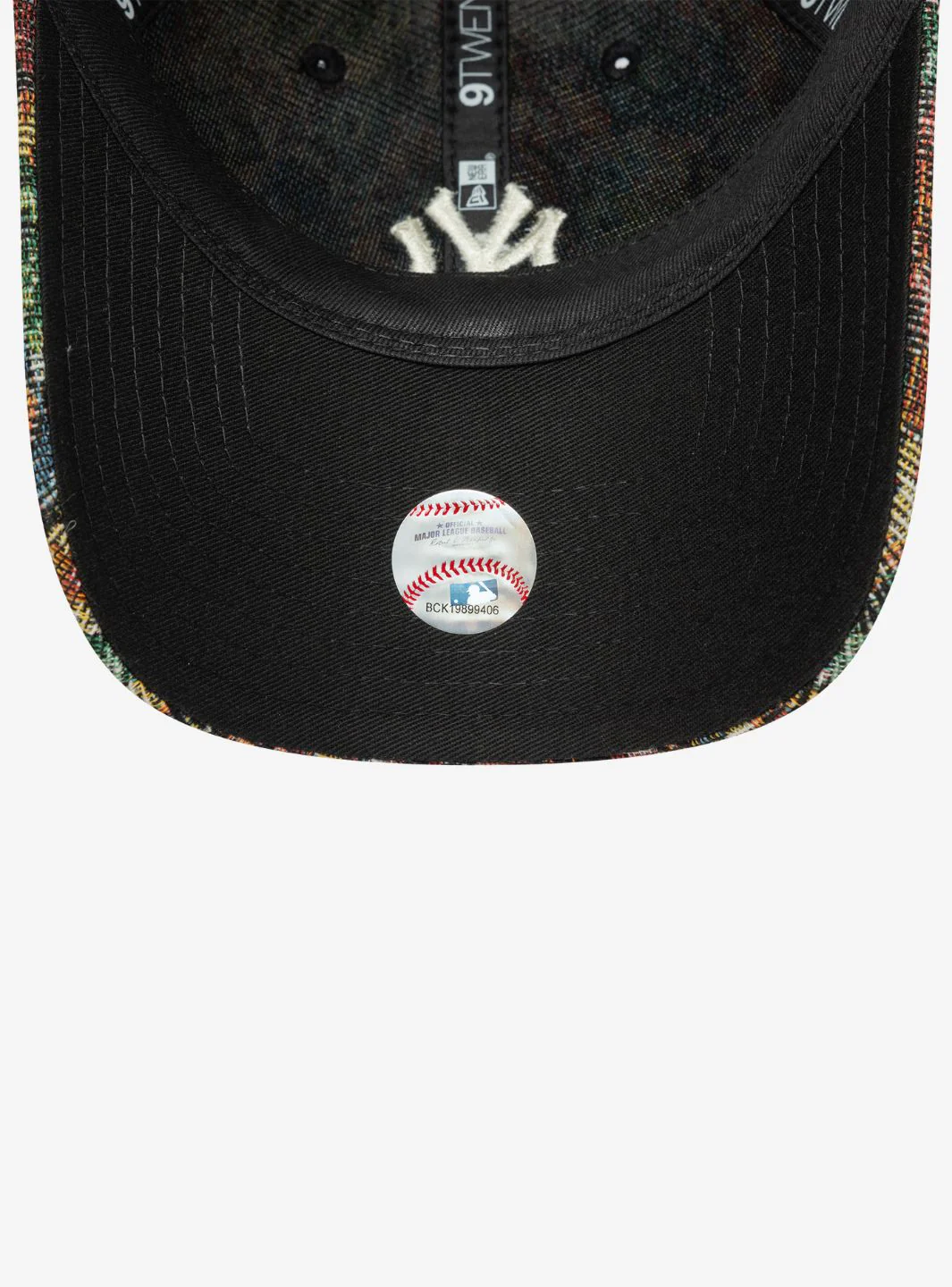 New Era New York Yankees Womens MLB Floral Black 9TWENTY Adjustable Cap - Image 5