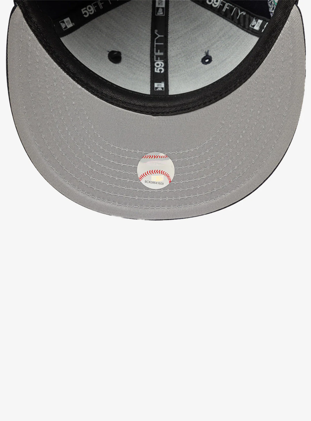 New Era Seattle Mariners Cooperstown Seasonal Navy 59FIFTY Cap - Image 5