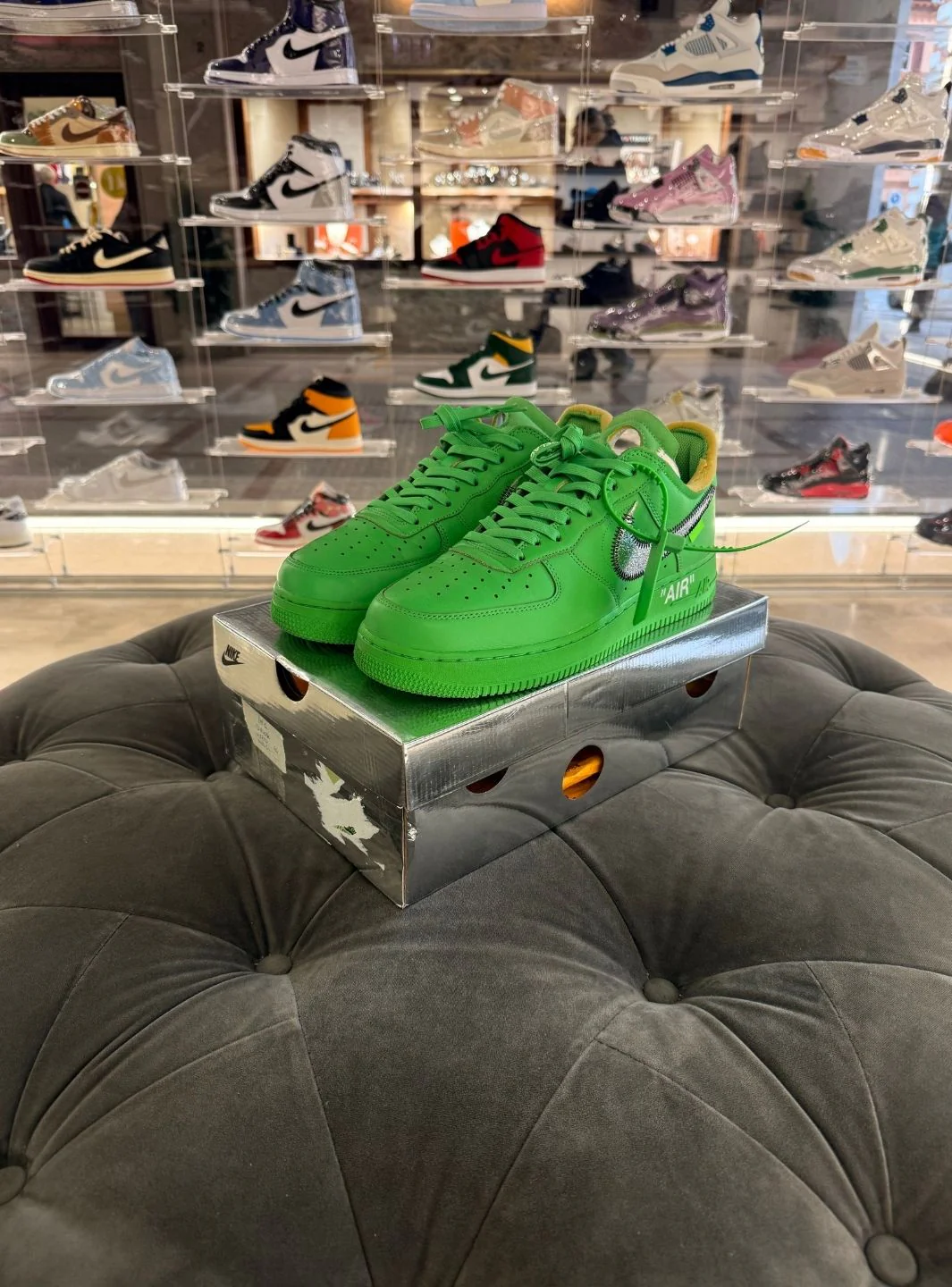 Nike Air Force 1 Low Off-White Brooklyn - Usato 9/10 - Image 13