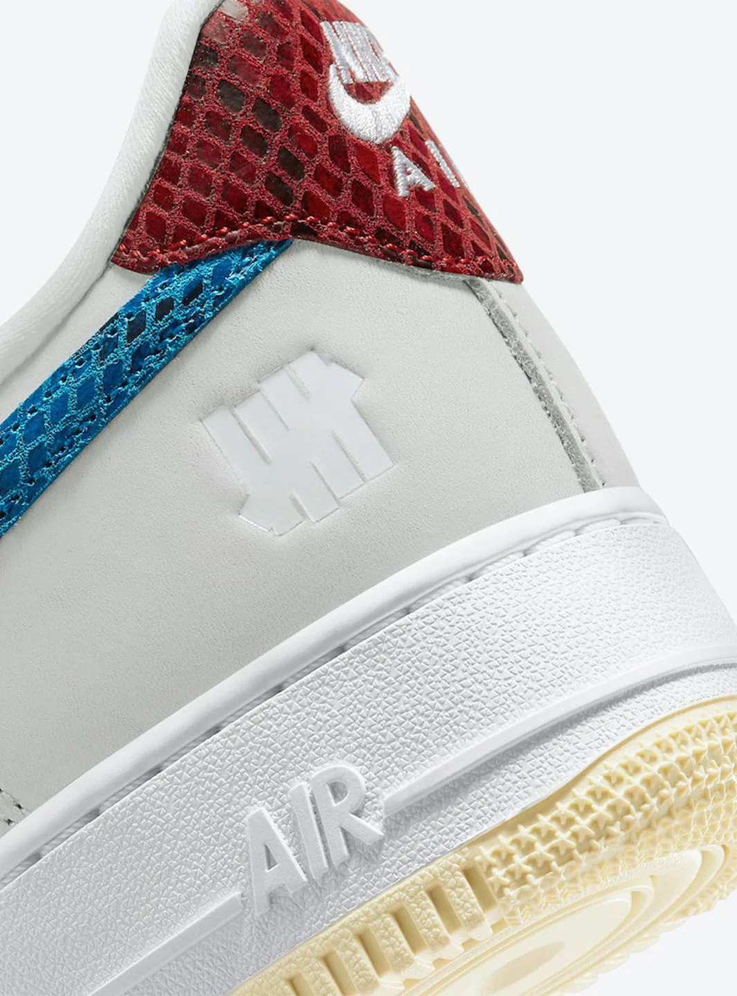 Nike Air Force 1 Low SP Undefeated 5 On It Dunk vs. AF1 - Image 5