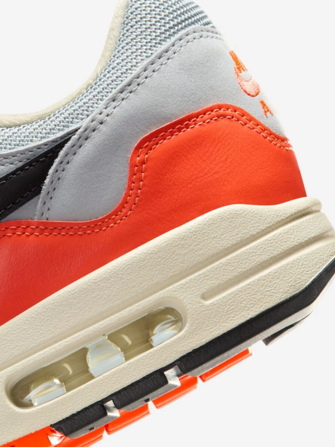 Nike Air Max 1 Patta Waves Hyper Crimson Pure Platinum - Image 5