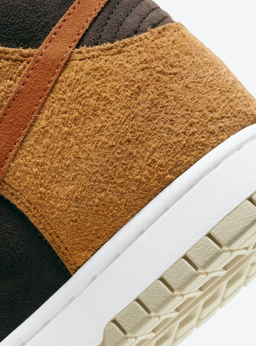 Nike Dunk High PRM Dark Russet - Image 5