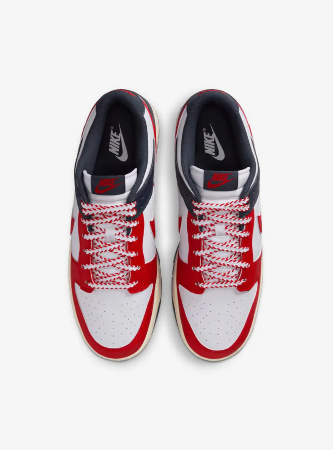Nike Dunk Low Boston Red Sox - Image 3