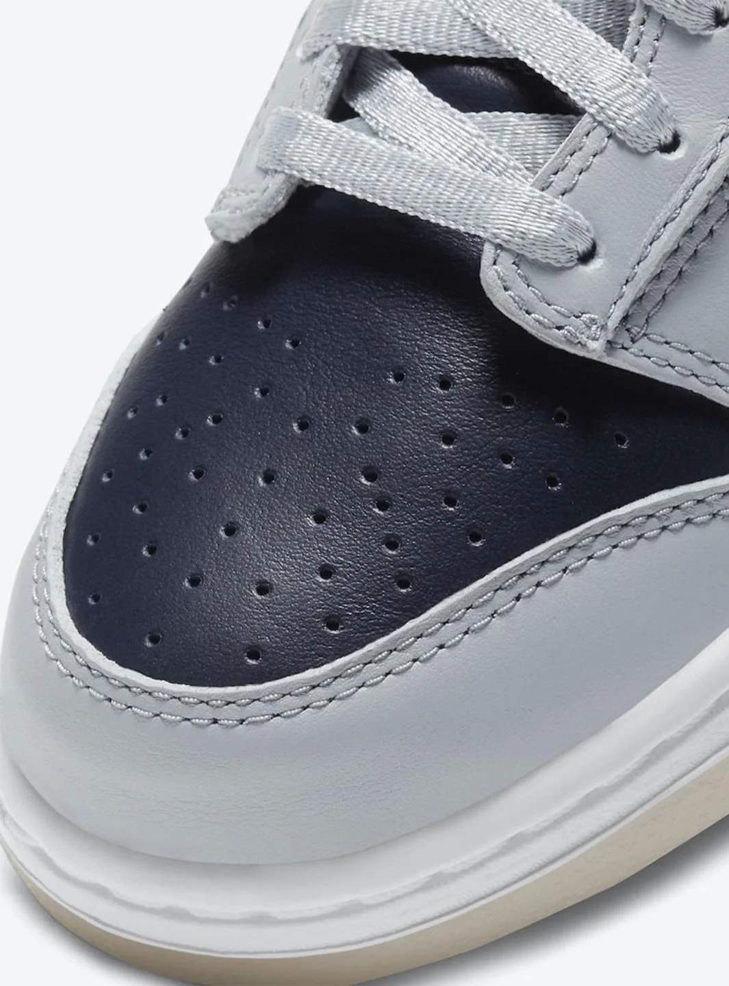 Nike Dunk Low College Navy Grey (W) - Image 3