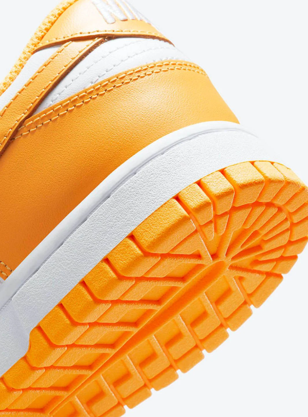 Nike Dunk Low Laser Orange (W) - Image 5