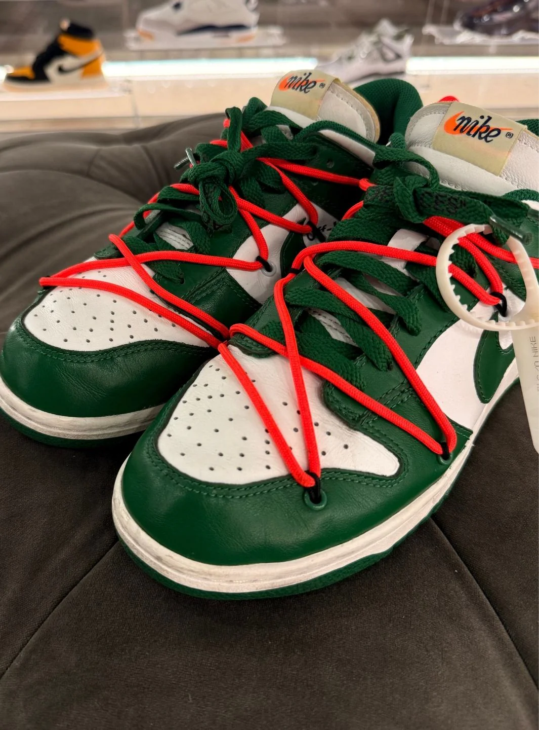 Nike Dunk Low Off-White Pine Green - Usato 9/10 - Image 7
