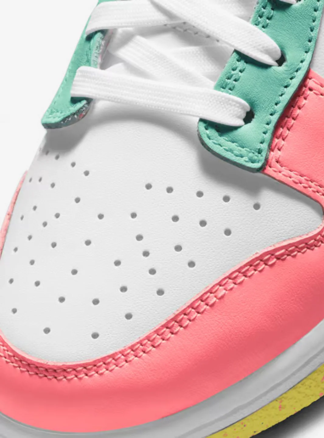 Nike Dunk Low SE Easter Candy - Image 3