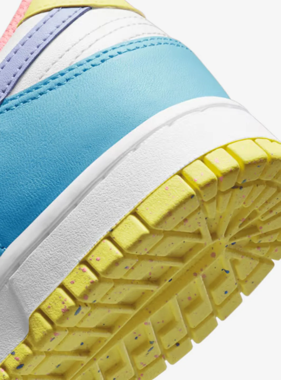 Nike Dunk Low SE Easter Candy - Image 5